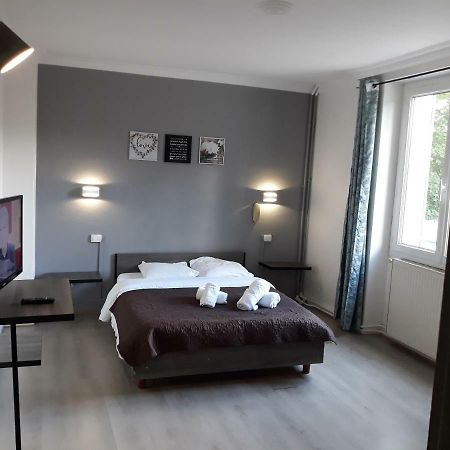 Hotel St Charles Rambouillet Buitenkant foto