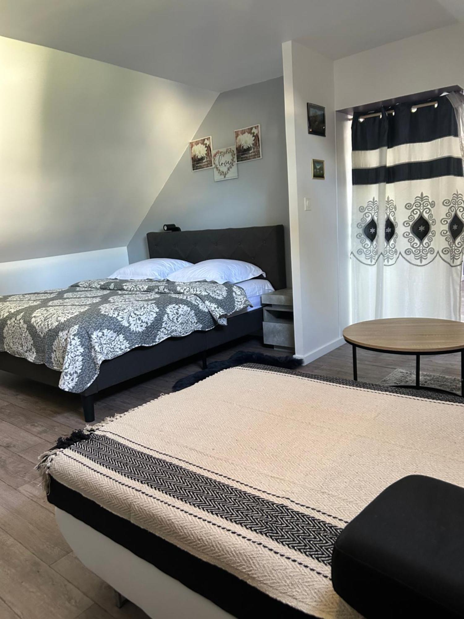 Hotel St Charles Rambouillet Buitenkant foto