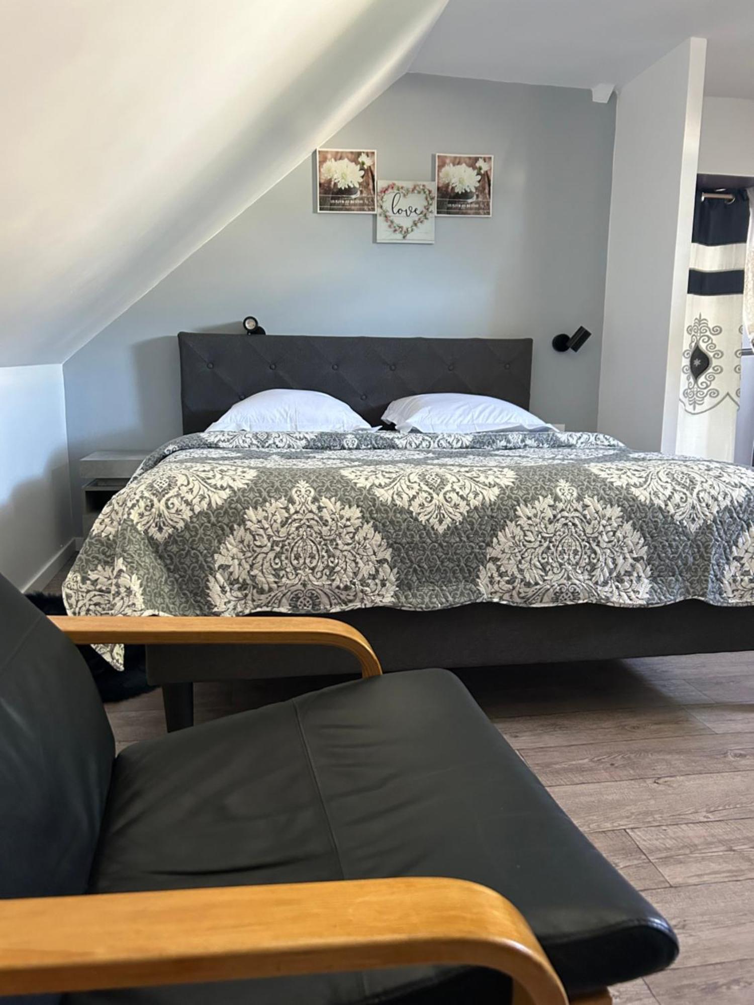 Hotel St Charles Rambouillet Buitenkant foto