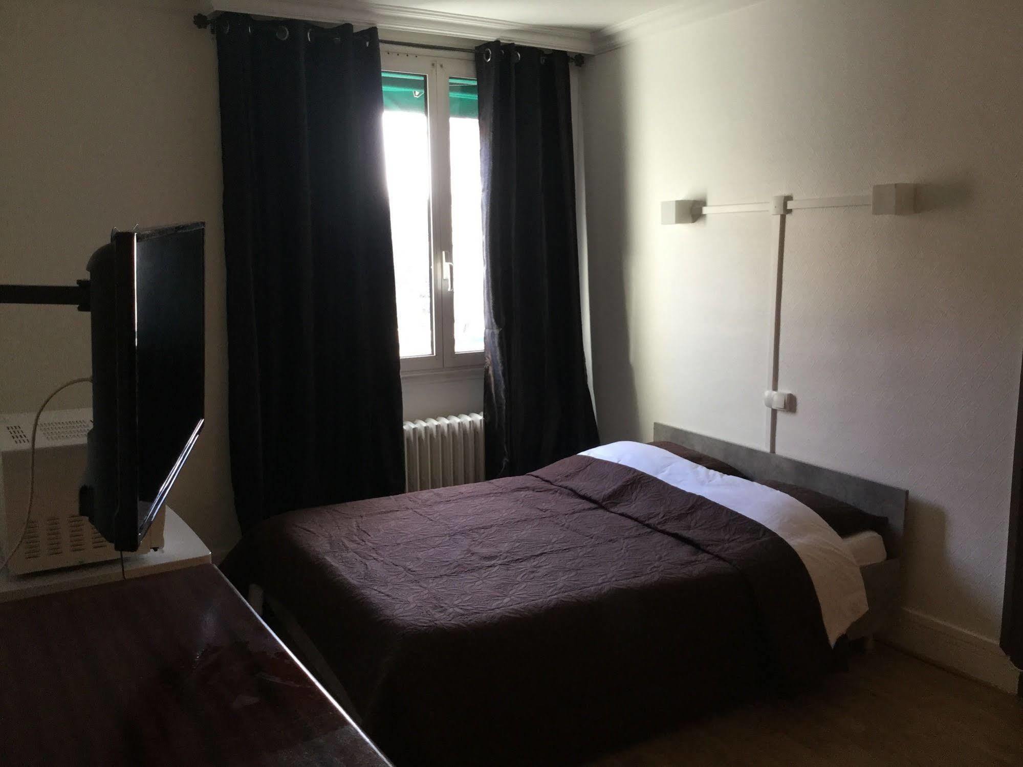 Hotel St Charles Rambouillet Buitenkant foto