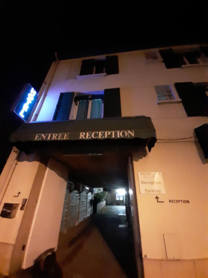 Hotel St Charles Rambouillet Buitenkant foto
